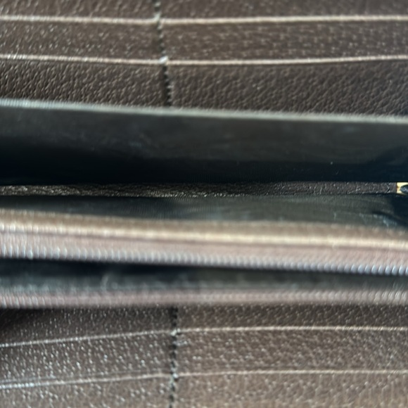 Ophidia Zip around Gucci Wallet.  Like NEW - Picture 2 of 5
